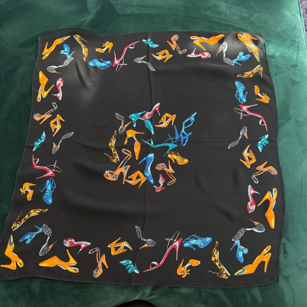 Elaine Gold Silk Scarf Lot Y2K Vintage Style‎ Heels Paris 2000 NWT